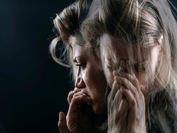 Signs And Symptoms Of PTSD In Women